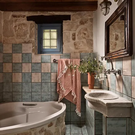 Apartament Strofilia Stone Residences Volímai